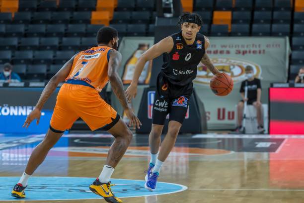 面高水平的 面高水平的